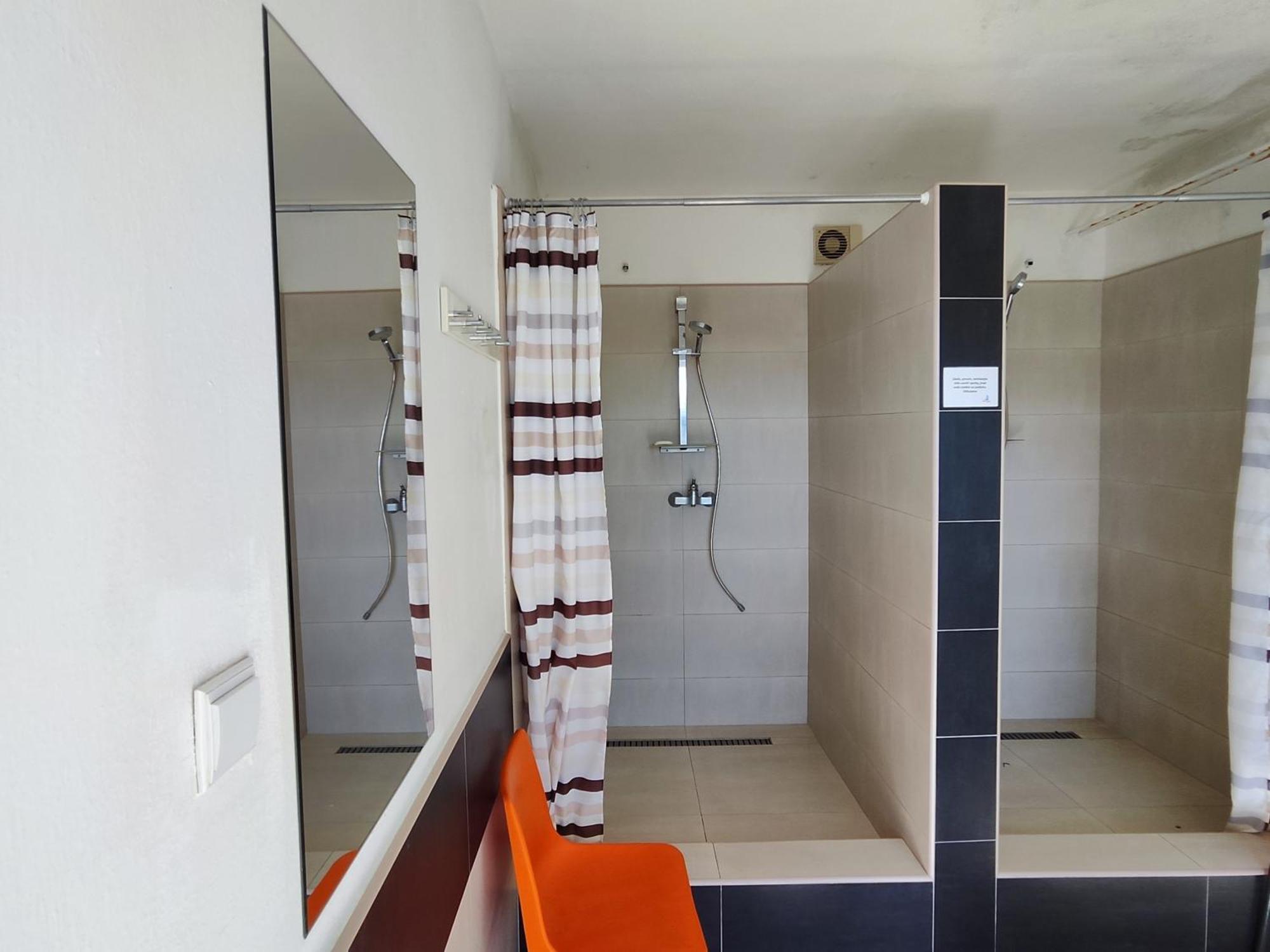 Yacht Club Bezdrev Otel Hluboká nad Vltavou Dış mekan fotoğraf