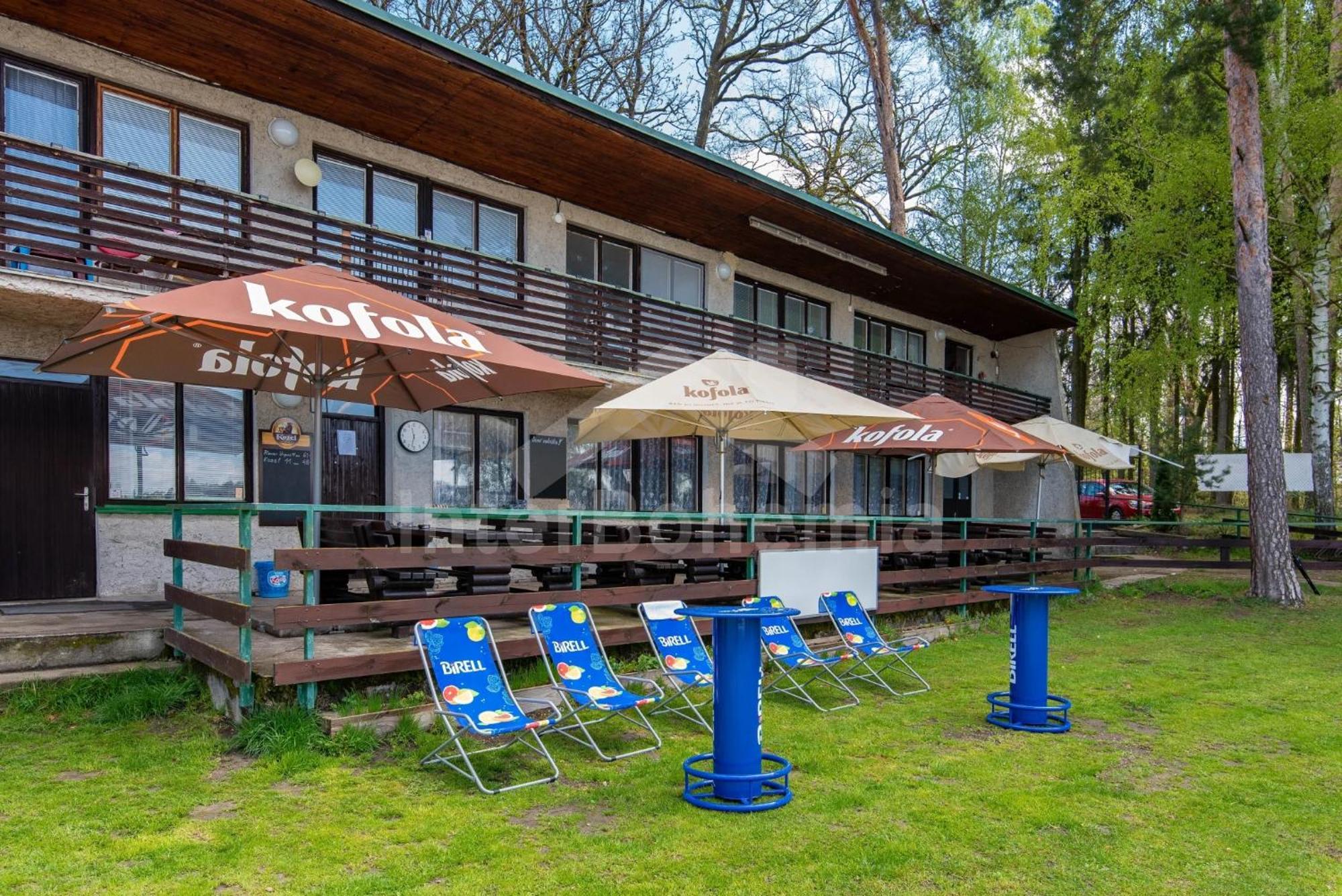 Yacht Club Bezdrev Otel Hluboká nad Vltavou Dış mekan fotoğraf